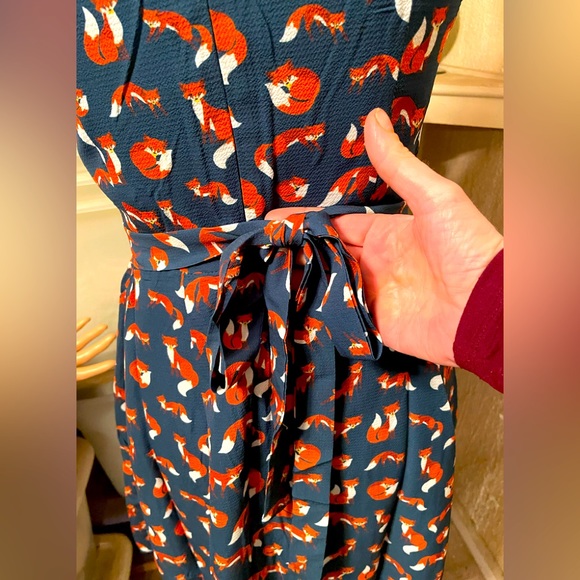Fox 🦊 Print Dress - Picture 10 of 10